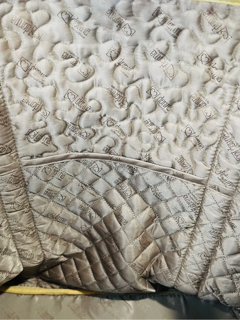 Donna Sharp Quilted Botanical large